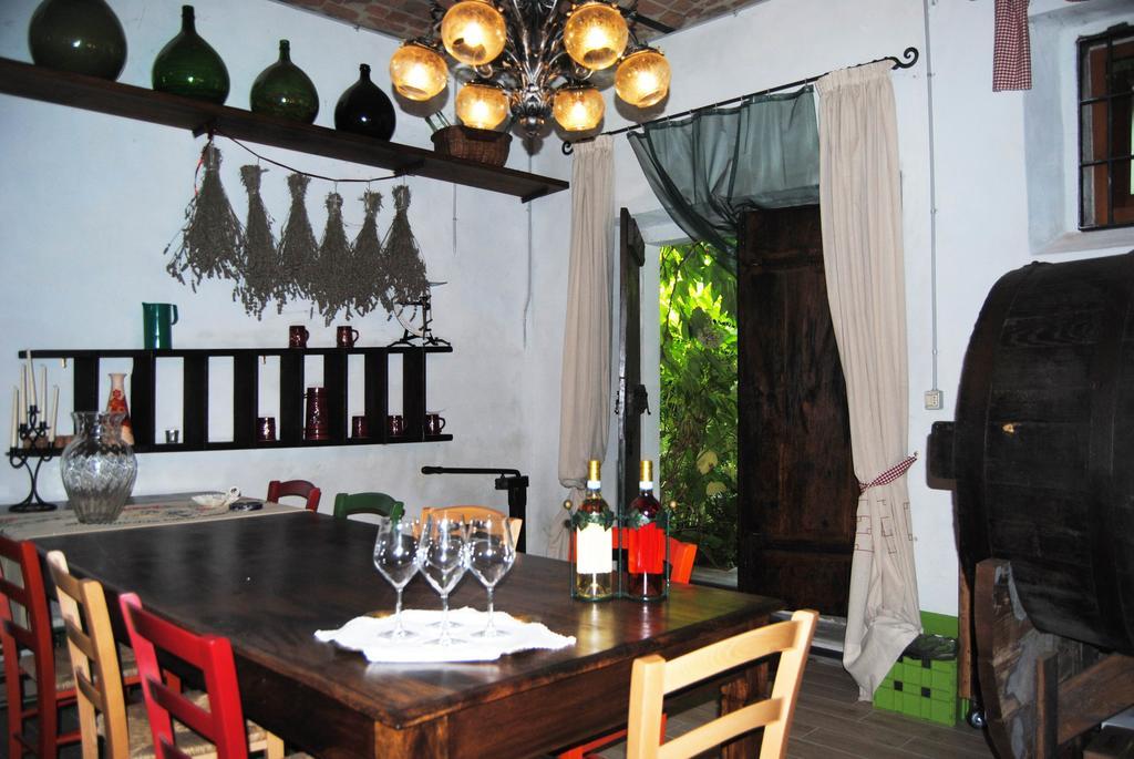 Apartments Casa Nel Verde Rocchetta Tanaro 外观 照片