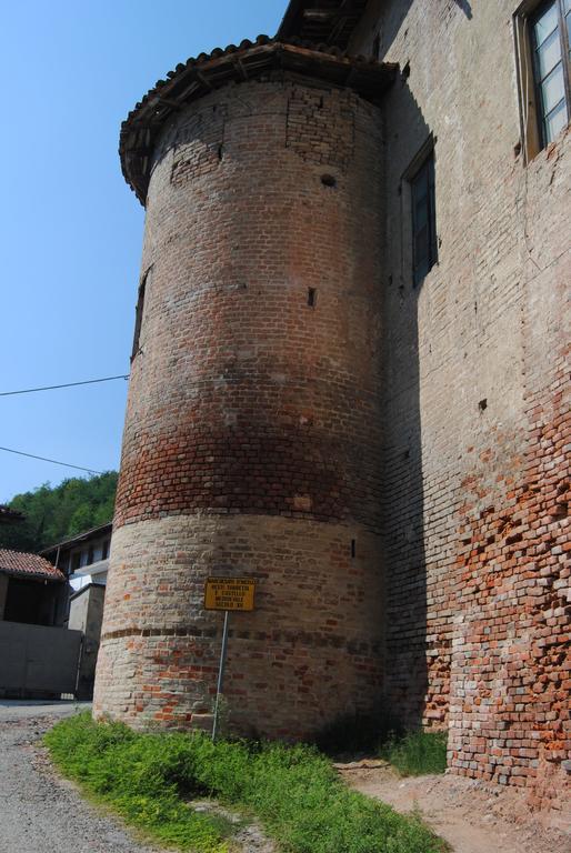 Apartments Casa Nel Verde Rocchetta Tanaro 外观 照片