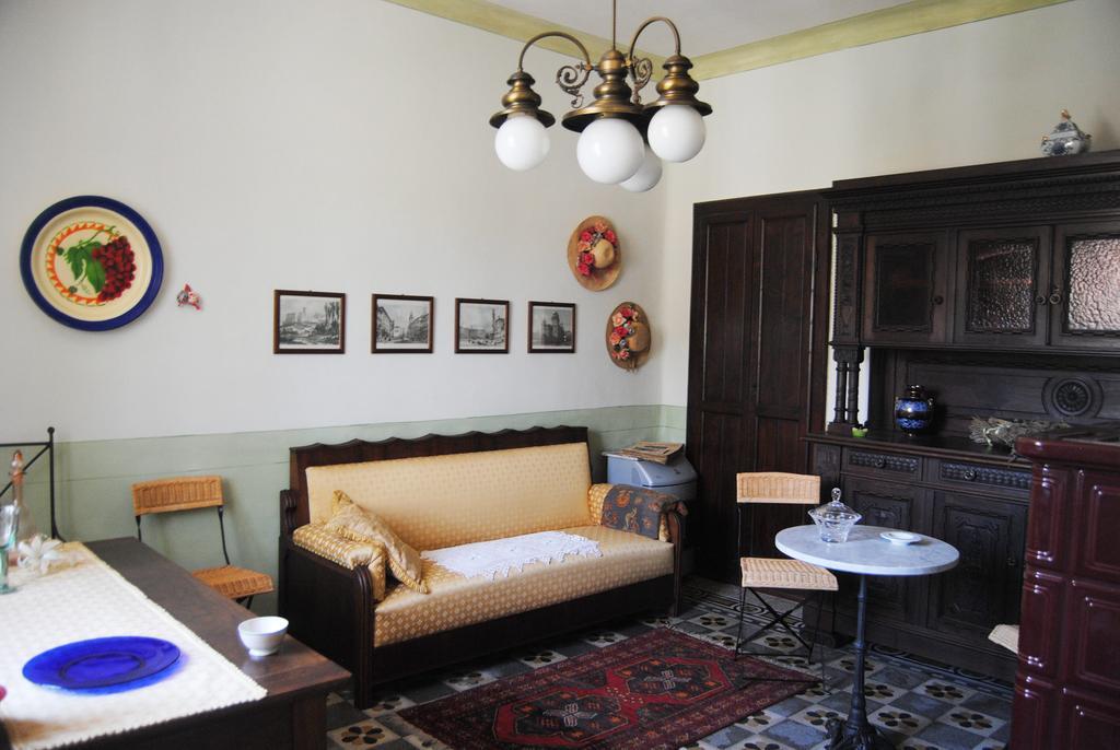 Apartments Casa Nel Verde Rocchetta Tanaro 外观 照片